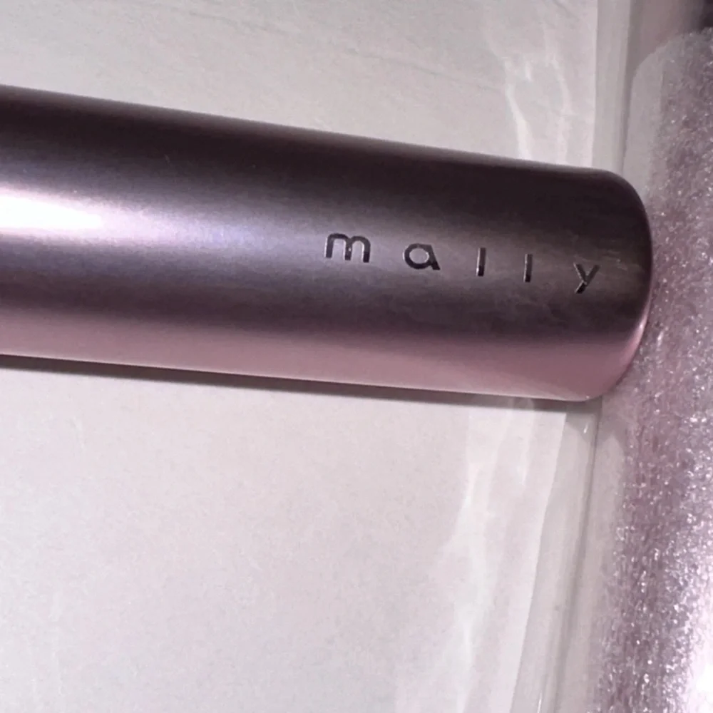 Mally face powder brush Set of 2 Lot NEW